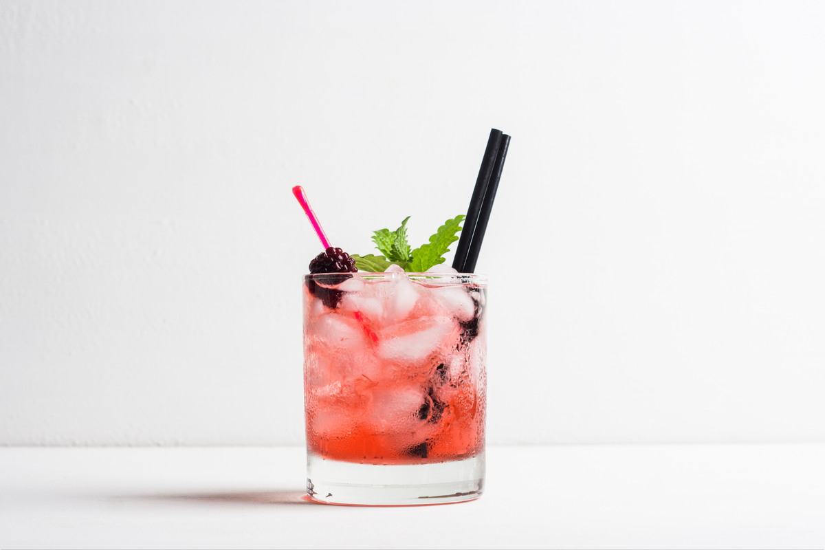 You Won’t Believe This Festive Cocktail is Alcohol-Free 