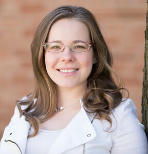 Dr. Jen Henderson ND